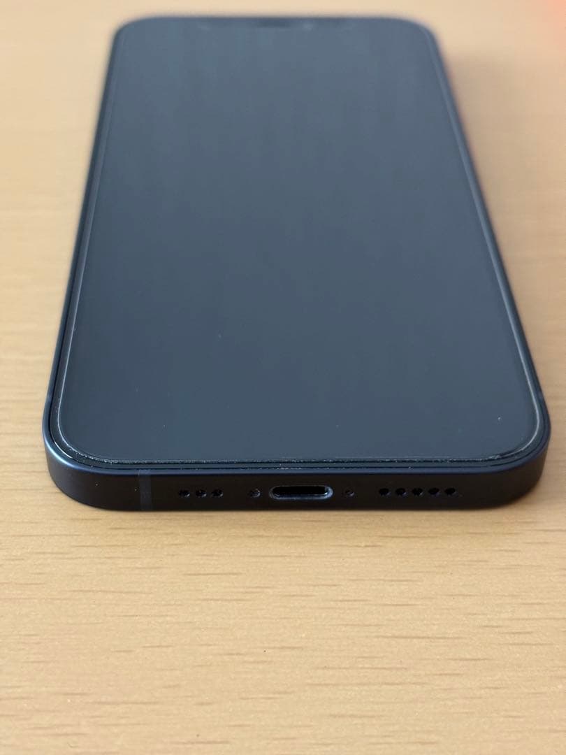 超美品 Apple iPhone 12 ブラック SIMフリー