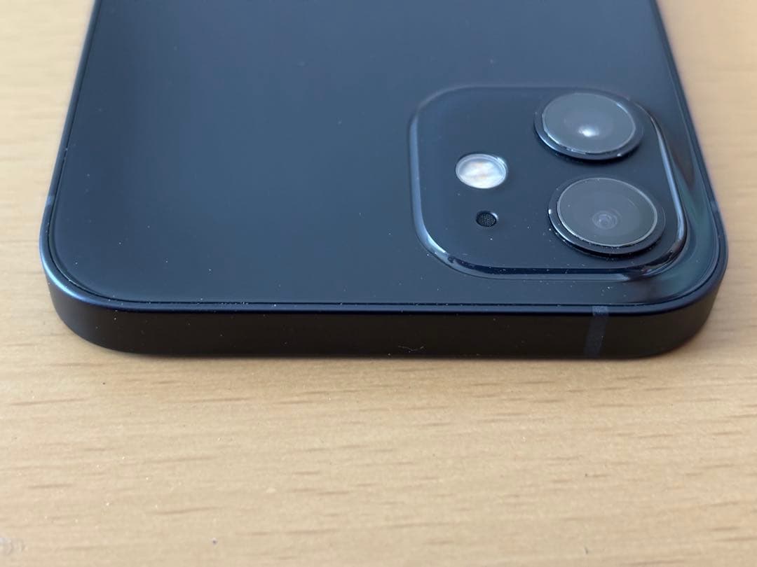 超美品 Apple iPhone 12 ブラック SIMフリー