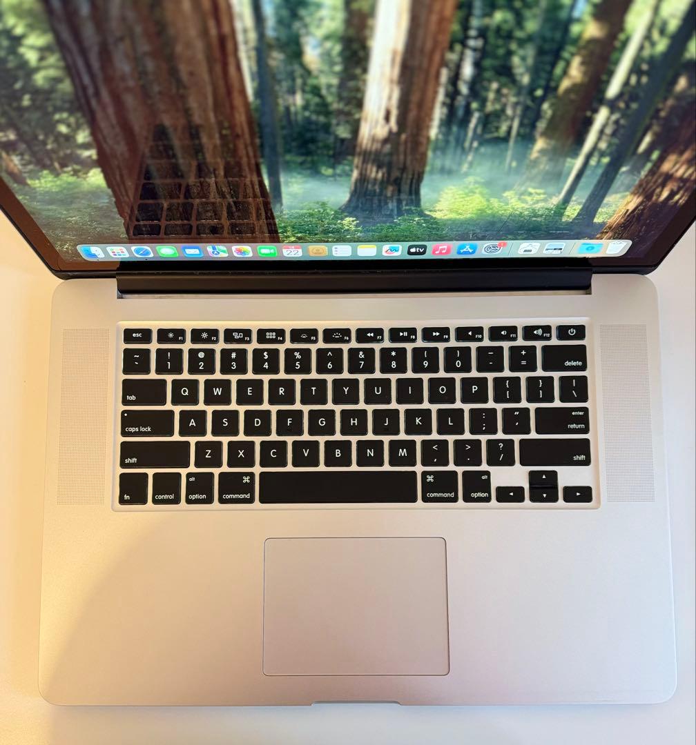 美品 Macbook Pro 2015 15インチ 今年最新mac os