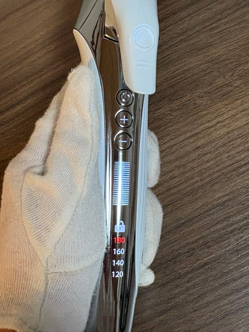 や*ー様 ♡ 美品 ♡ ReFa リファ32mm カールアイロン ♡