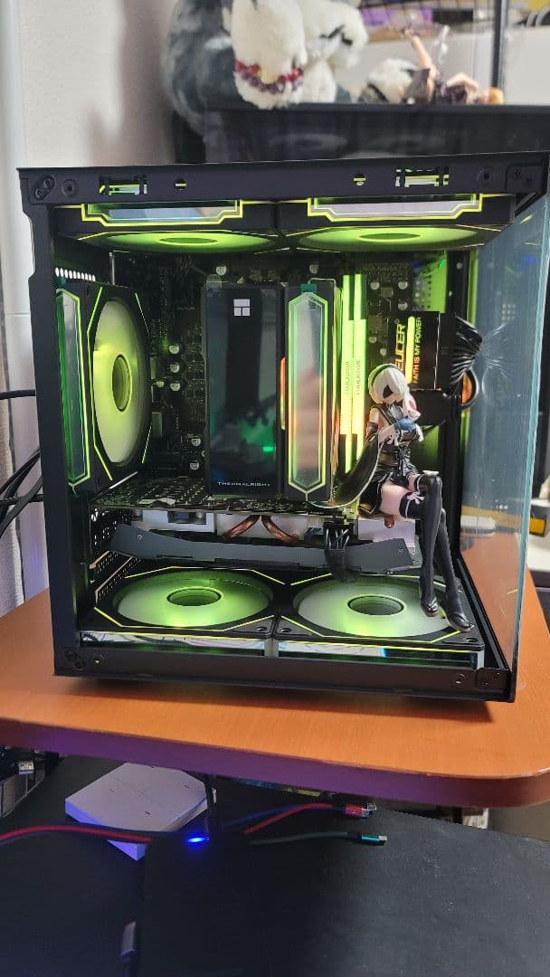 美品コンパクト水槽型ゲーミングPC i5 GTX1660Ti SignalRGB