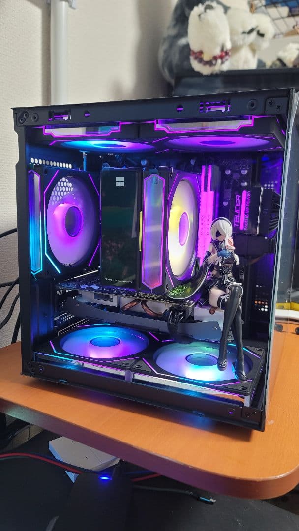 美品コンパクト水槽型ゲーミングPC i5 GTX1660Ti SignalRGB