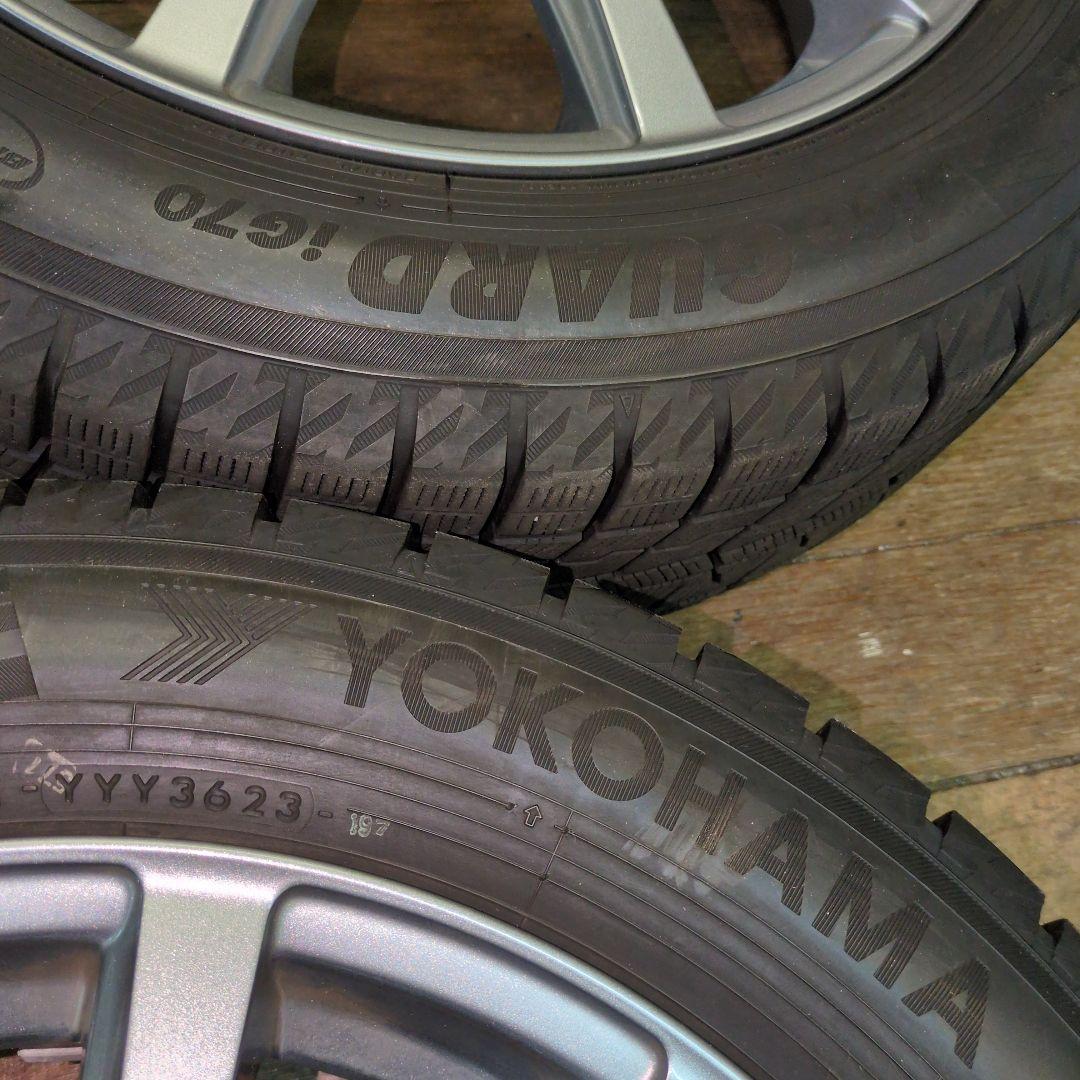 美品9分〜　2023年　60系プリウス　ヨコハマスタッドレス　195/60R17