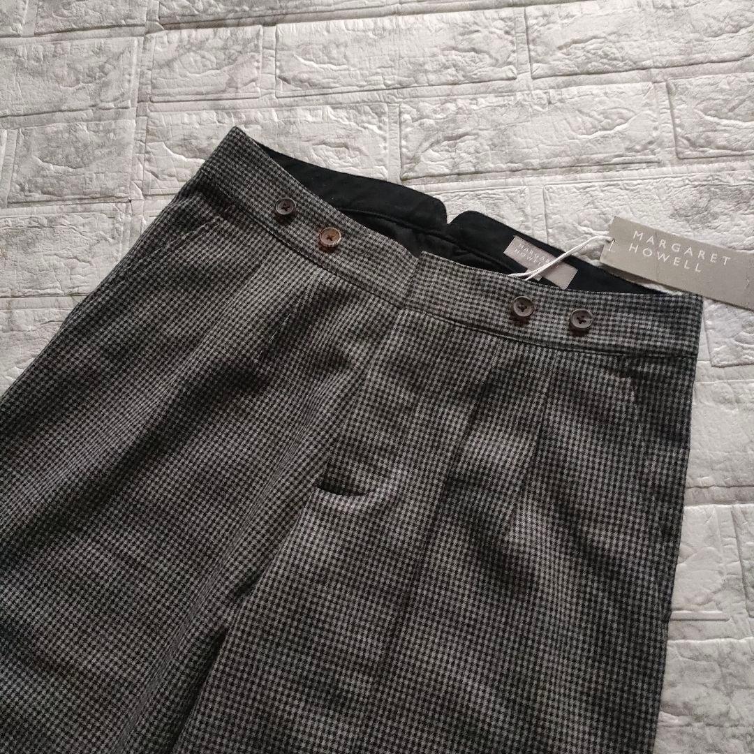 【新品・タグ付】MARGARET HOWELL　チェック柄　起毛　2タックパンツ