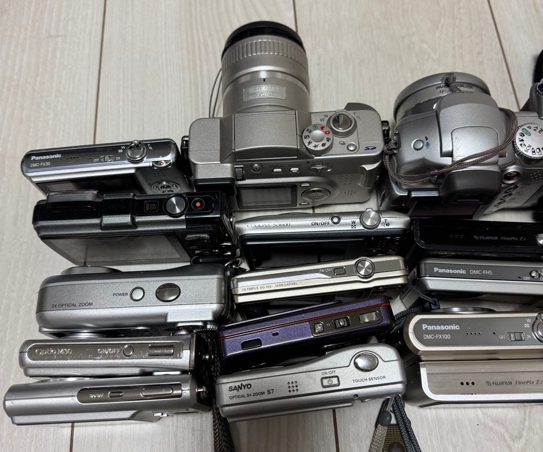 デジタルカメラ　17点セット　(未確認) (ジャンク品)