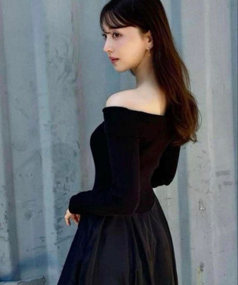 【美品✨】 SNIDEL Sustainableオフショルドッキングワンピース