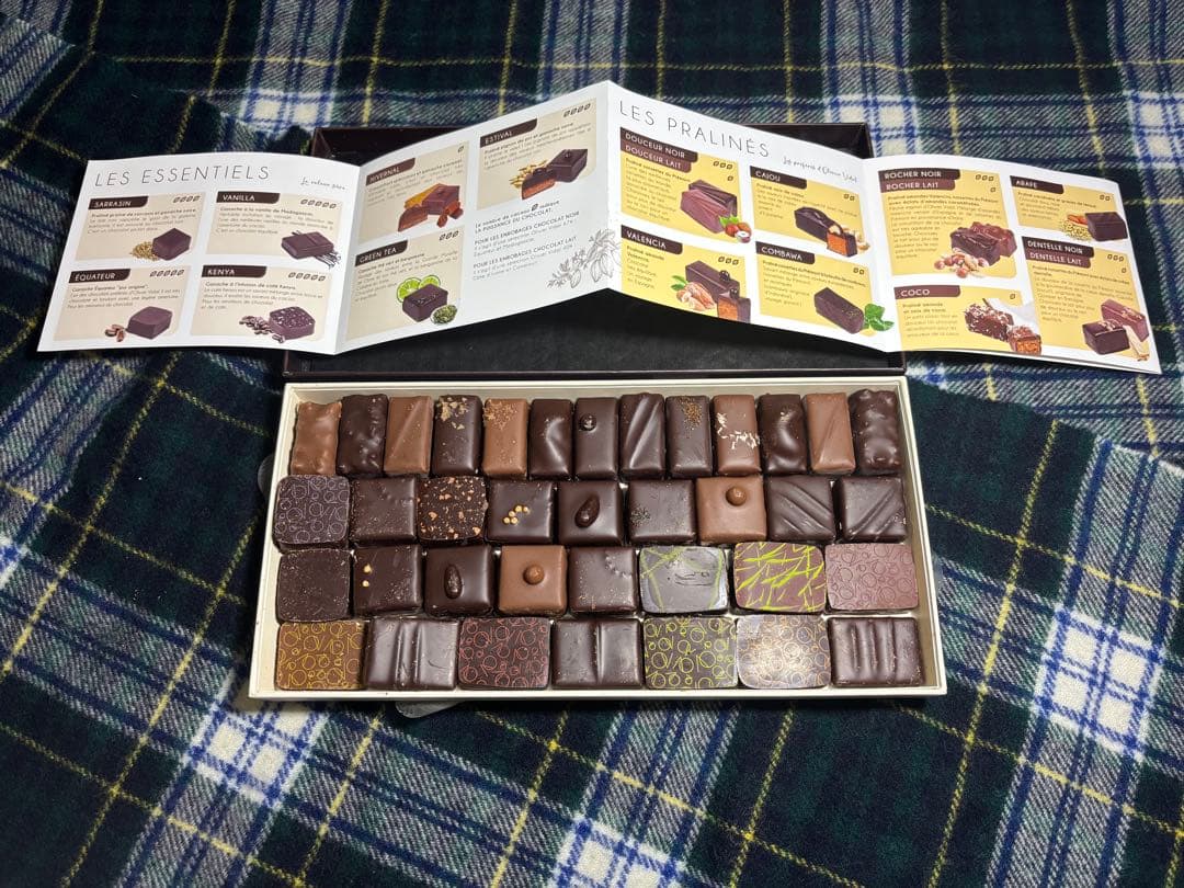 さくらもも出品　オリヴィエヴィダル　ボンボンショコラアソート　35粒入