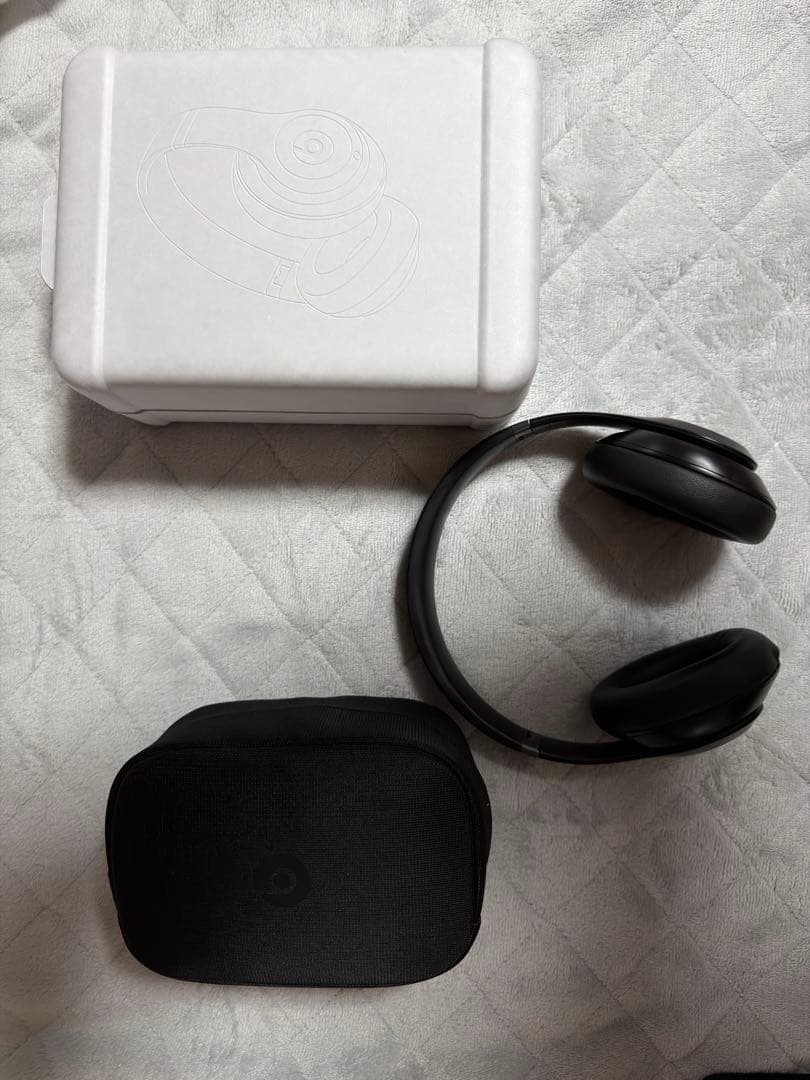 Beats studio pro ワイヤレスヘッドホン　ブラック