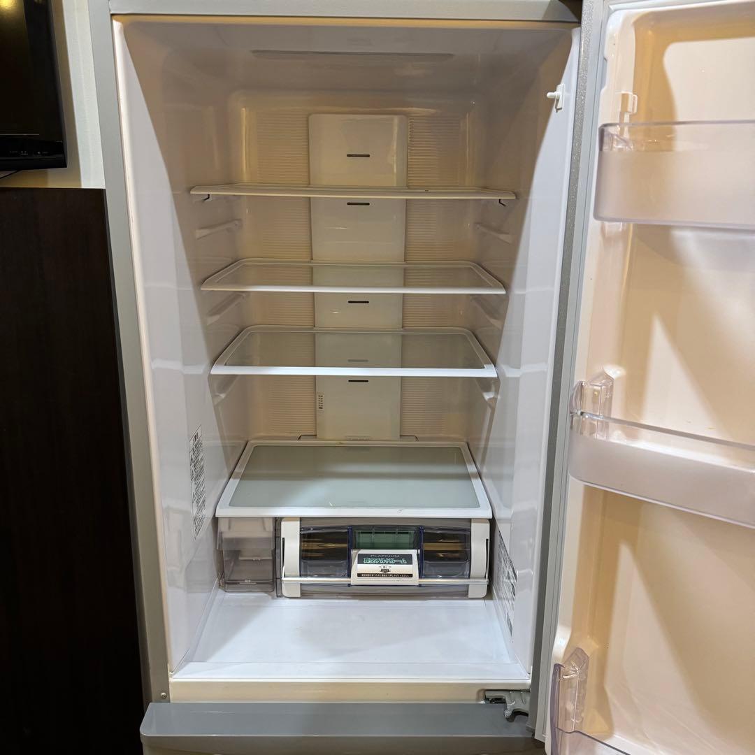 C04★2016年製★日立　冷蔵庫　300L 3ドア　自動製氷機能　洗濯機