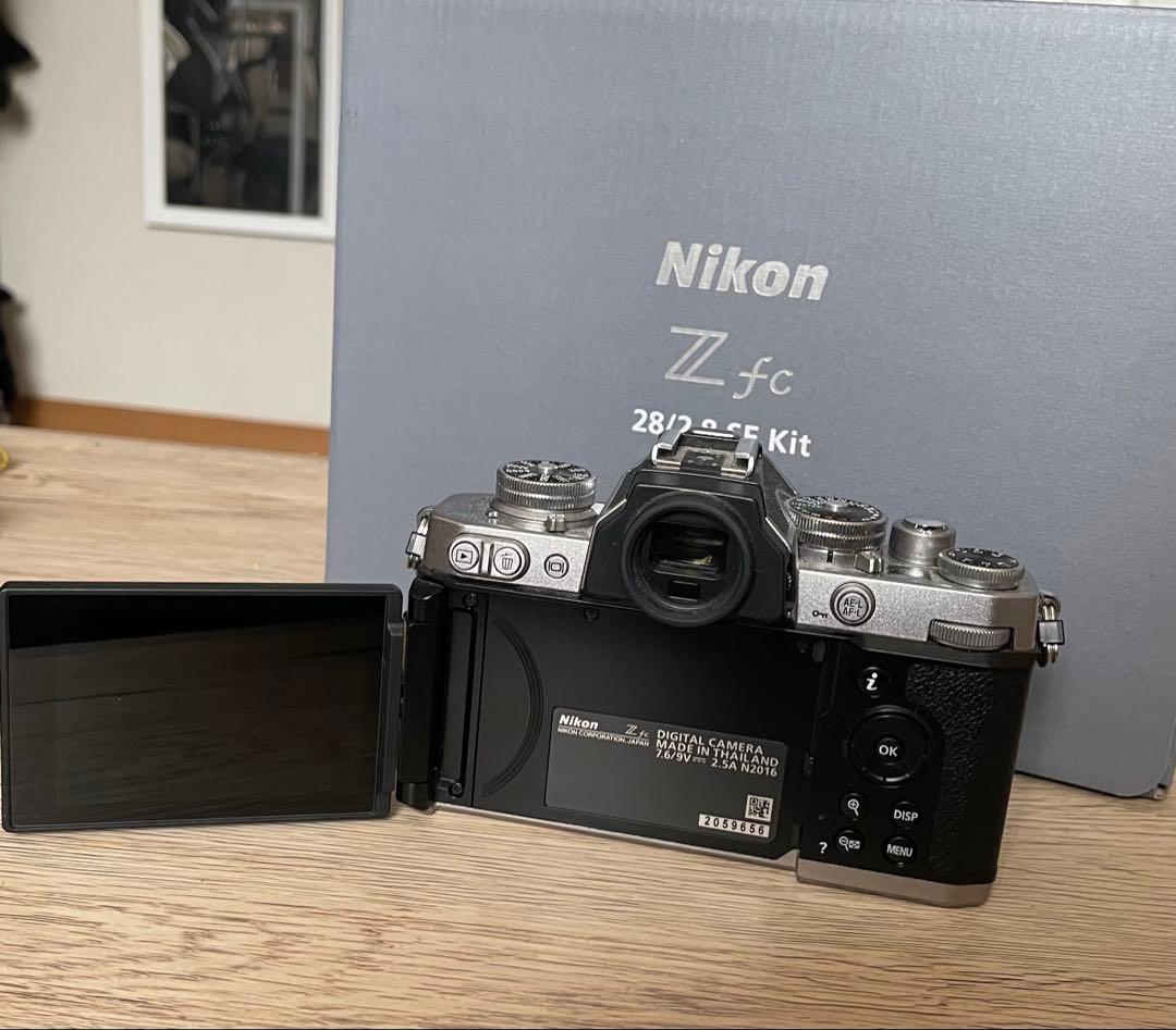 デジタルカメラ Nikon Z fc 28/2.8 SE Kit