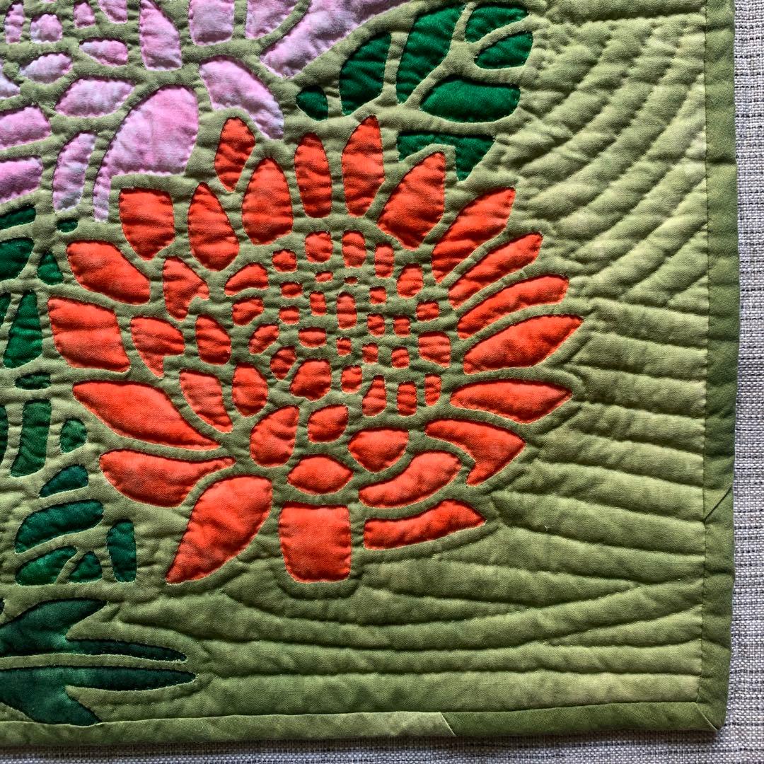 ハワイアンキルト ステンドグラスキルト タペストリー　プロテア