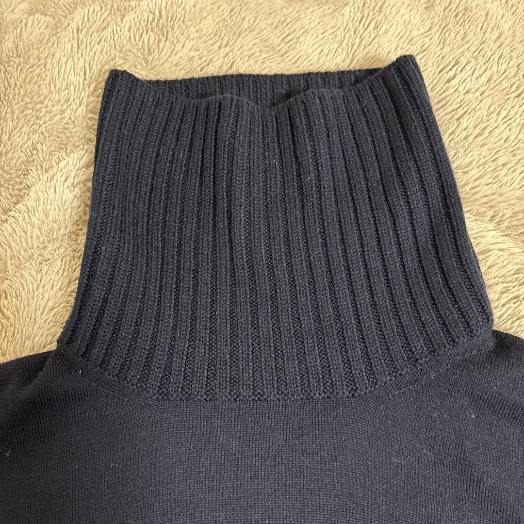 【美品】クルチアーニ タートルネックニット