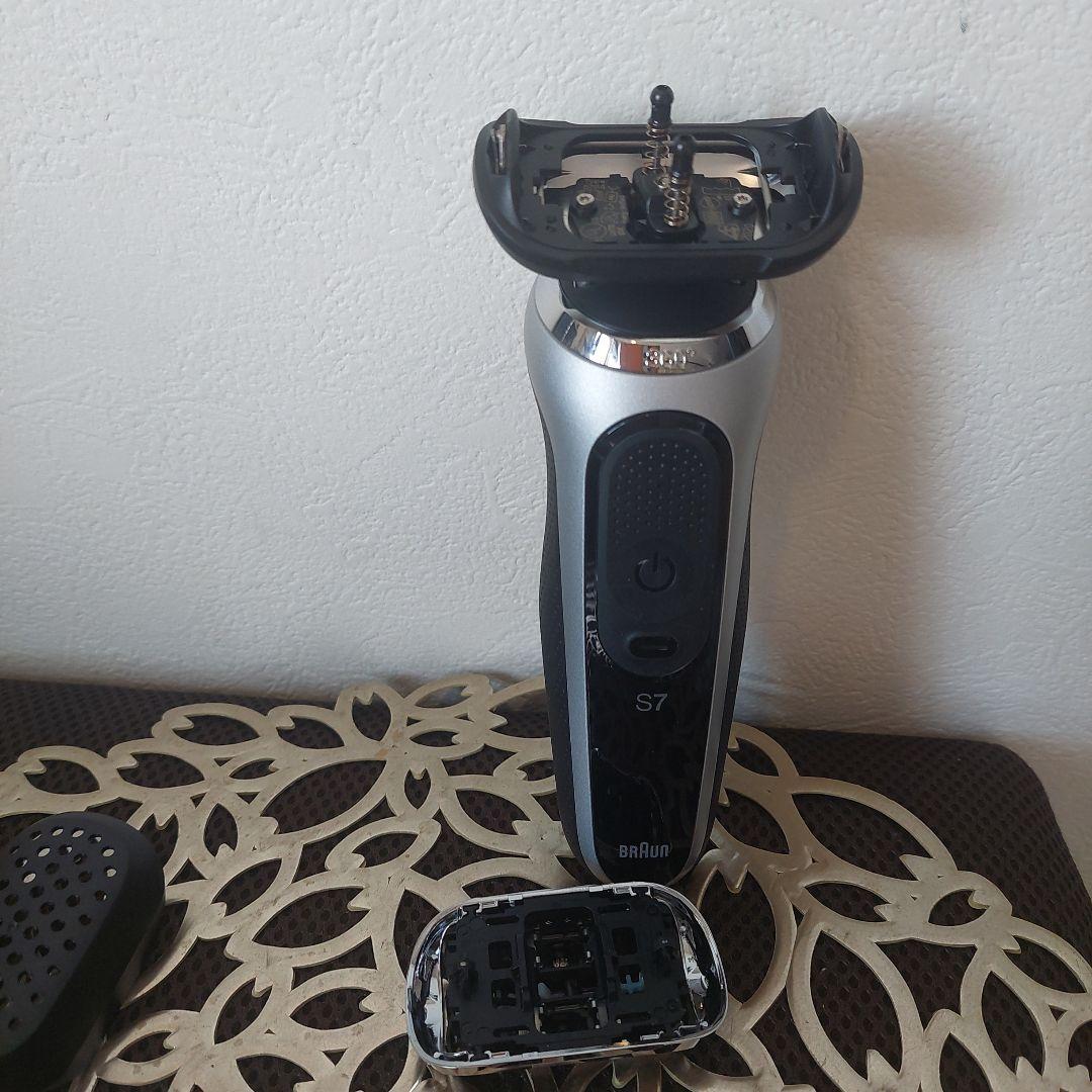 新品ブラウン シリーズ7 70-S7000cc シェーバー シルバー 充電器付