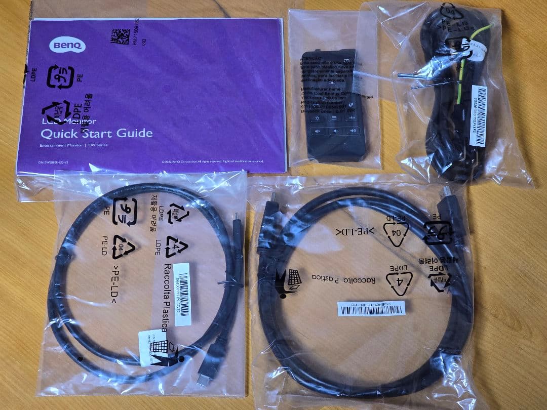 BenQ EW2880U 28インチ 4K IPS HDRi