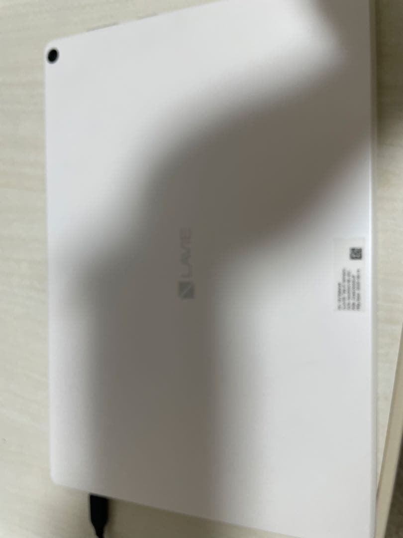 NEC LAVIE Tab E 10FHD1 防水タブレット　美品　ホワイト