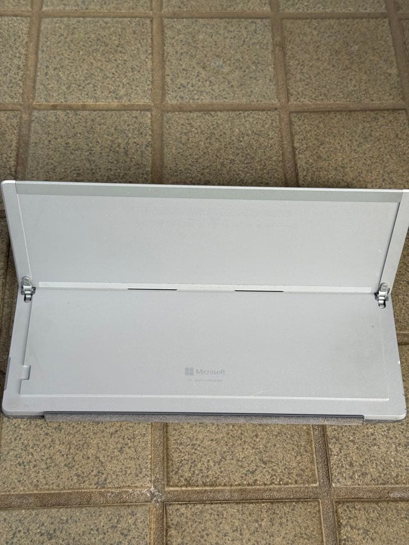 t*a様 【年末価格】Surface Pro6 12.3インチ 本体、キーボード