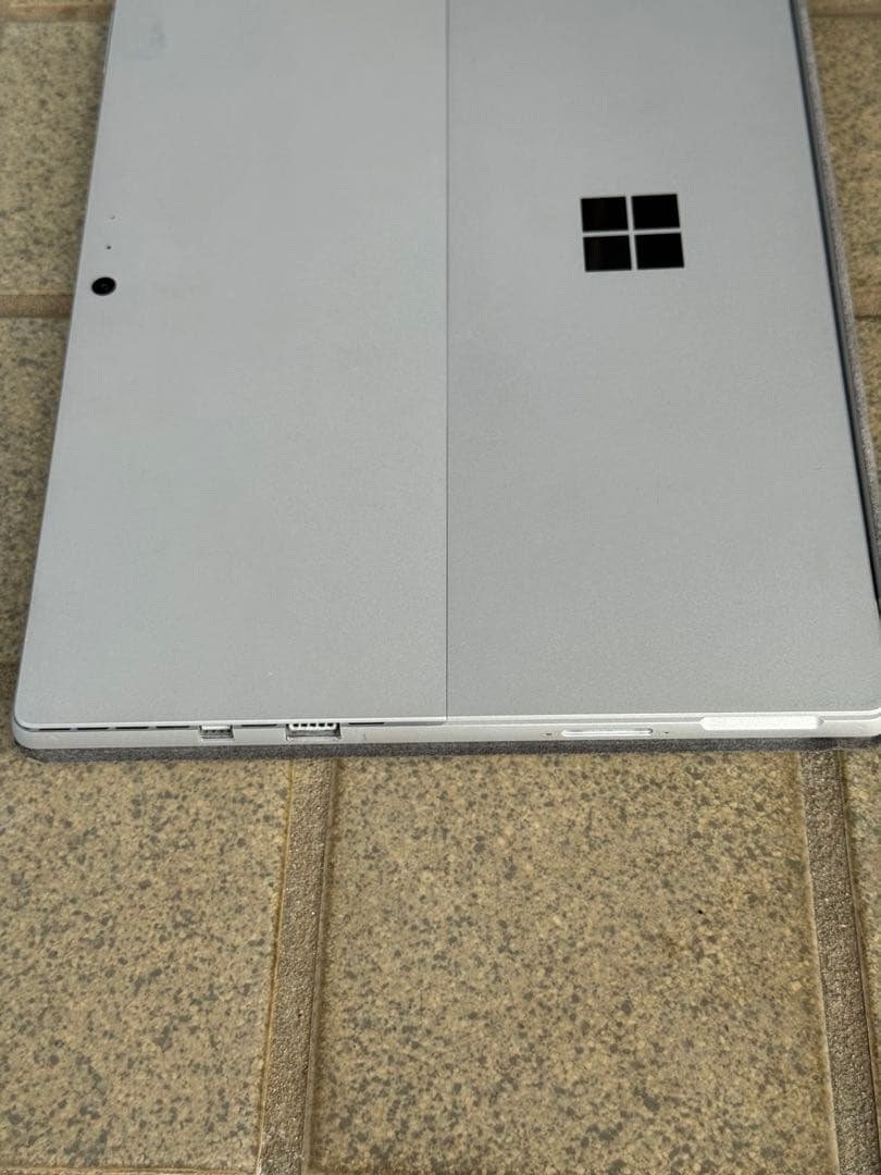t*a様 【年末価格】Surface Pro6 12.3インチ 本体、キーボード