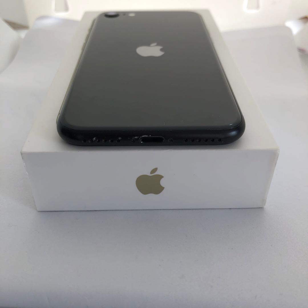 【すぐ発送】iPhone SE2 64GB SIMフリー