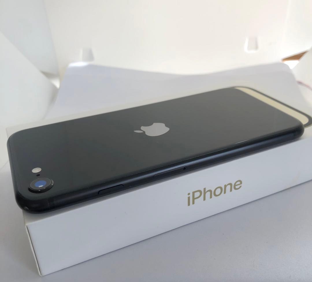 【すぐ発送】iPhone SE2 64GB SIMフリー