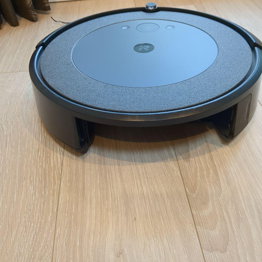 値下げ（ルンバ i5)ダスト容器/アクセサリ付き