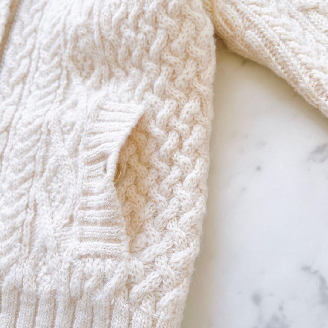 バーバリーブルーレーベル　アンゴラ混ケーブルニットカーディガン　フード　金ボタン