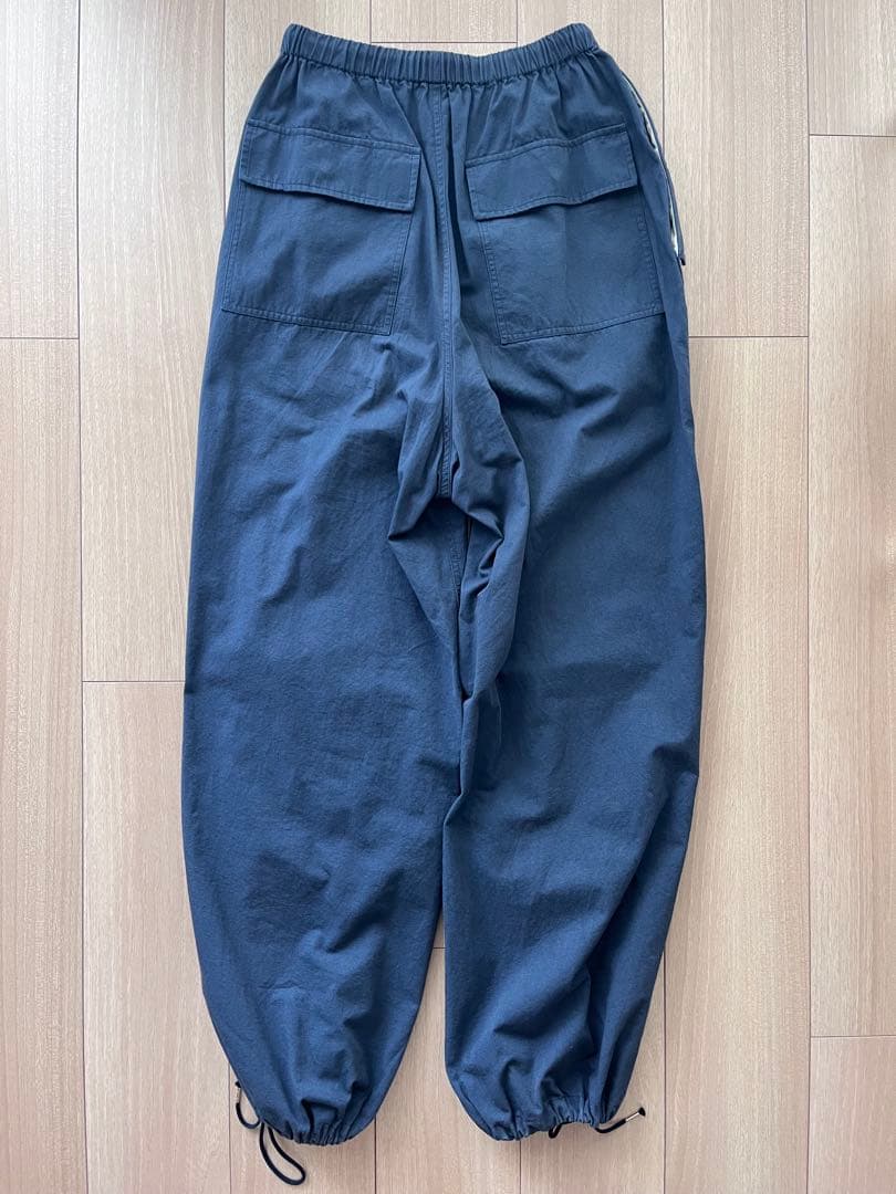 パンツ THE SHISHIKUI PARACHUTE PANTS / NAVY