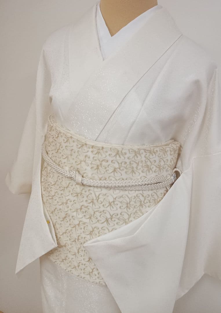 洗える色無地　花唐草地紋　Lサイズ　オフホワイト