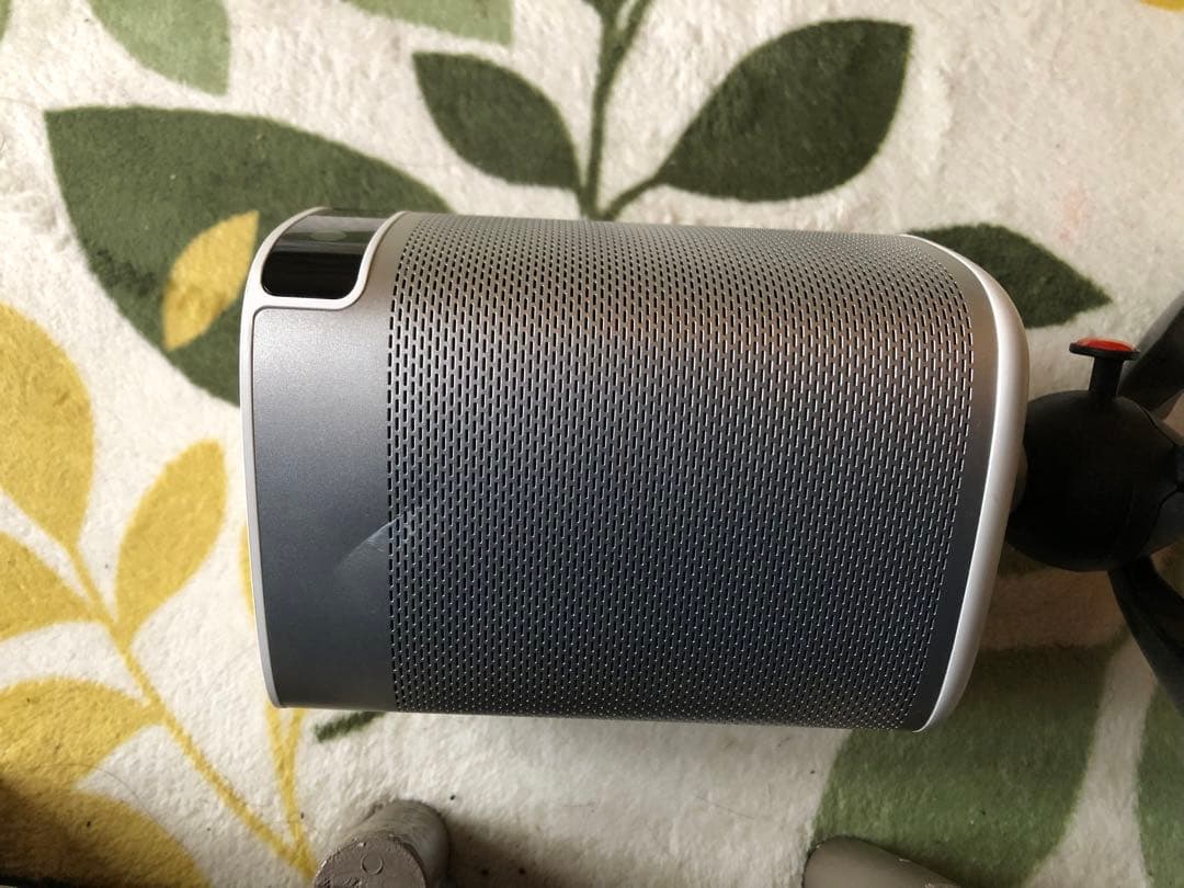 XGIMI MOGO pro モバイルプロジェクター　三脚付き