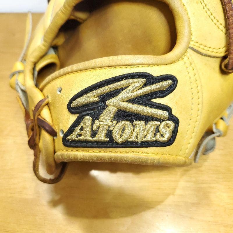 アトムズ ATOMS 日本製 ハンドメイド 内野用 硬式グローブ
