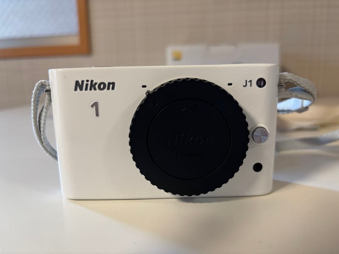 NIKON1 J1 ズームレンズキット　ホワイト