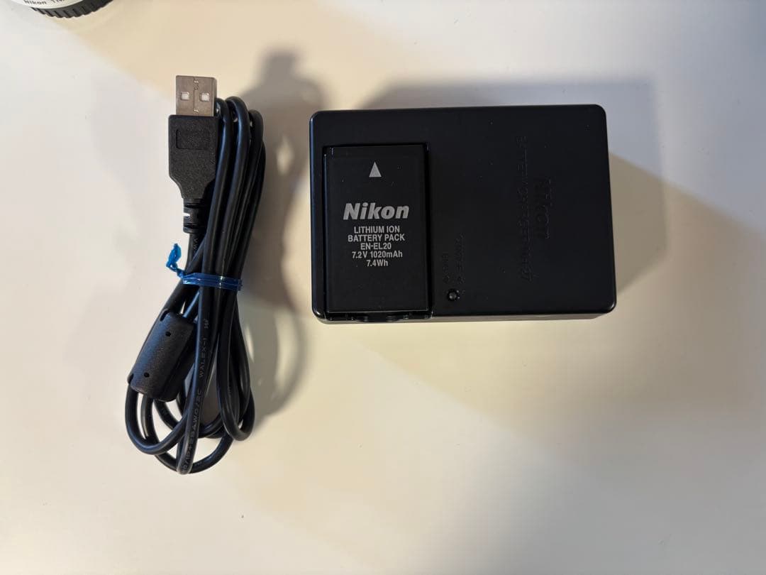 NIKON1 J1 ズームレンズキット　ホワイト