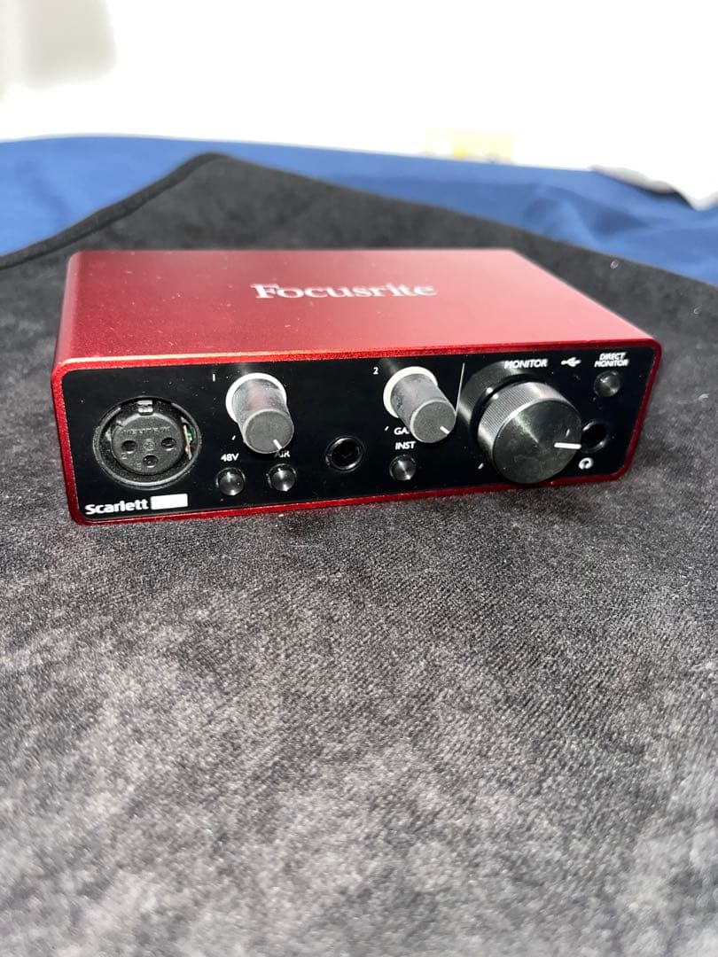 Focusrite Scarlett オーディオインターフェイス