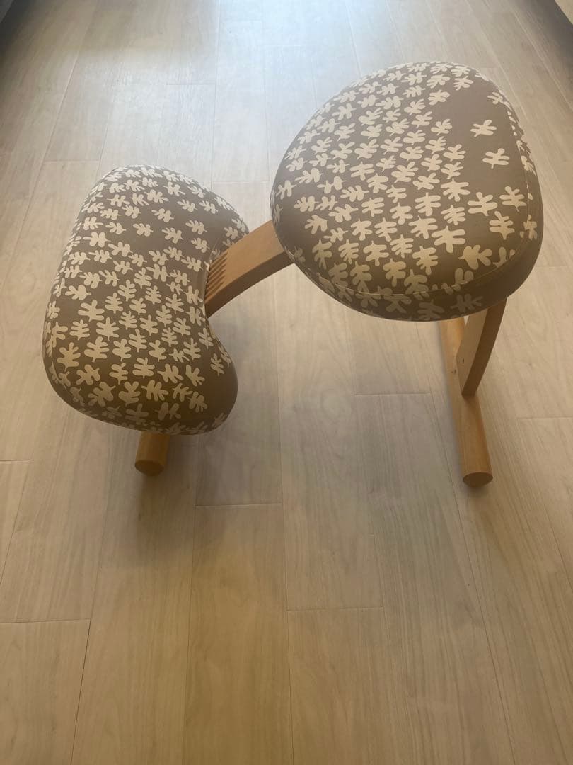 バランスイージー 学習椅子 チェア 姿勢矯正 ブルーカバー付き