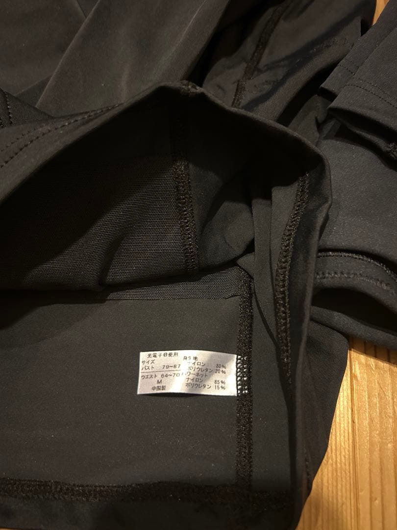 【美品・試着のみ】LAVA/リントスル　パーフェクトフォーム　トップス・レギンス