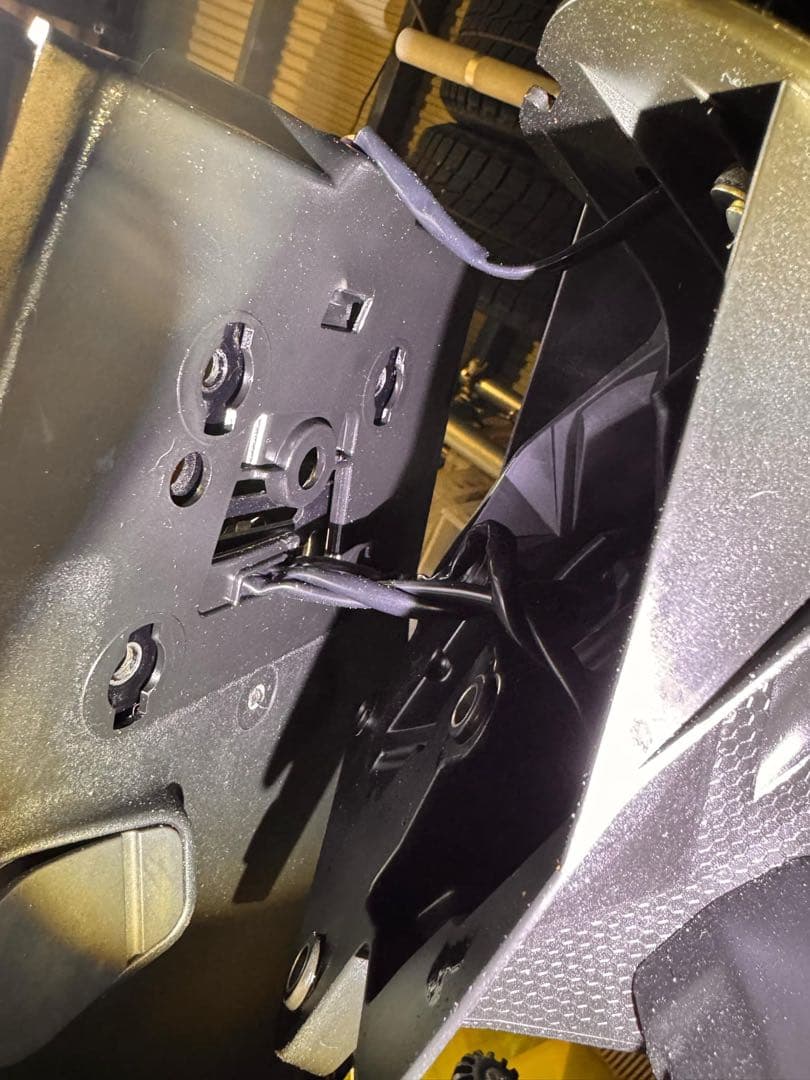 skyZ900RS用　リヤアンダーカバーポリッシュ　Aタイプ