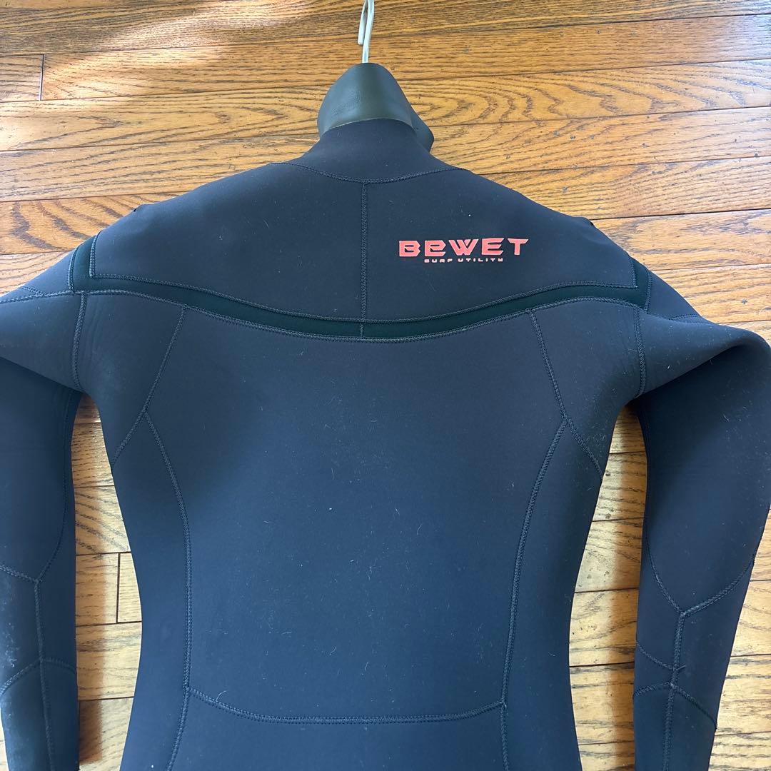 BEWET ブラック セミドライスーツ