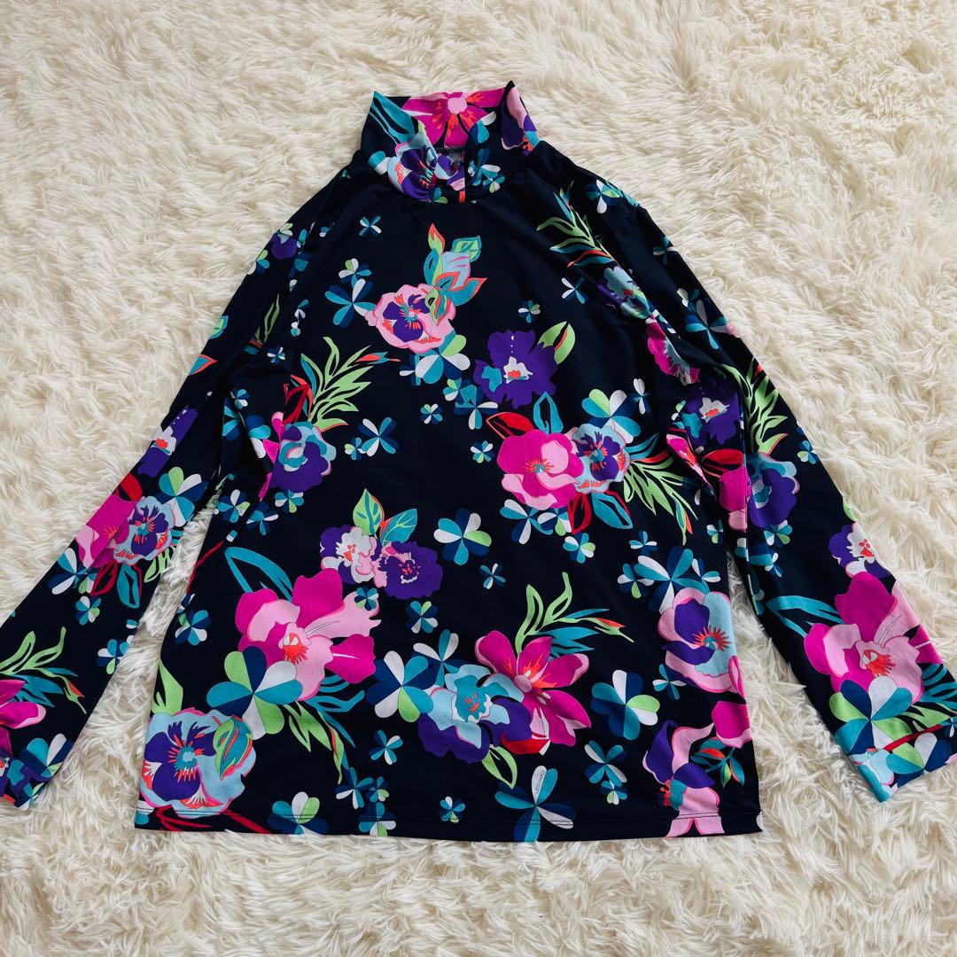 ほぼ未使用 レオナール ハイネック　チュニック 花柄　黒 XL トップス　長袖