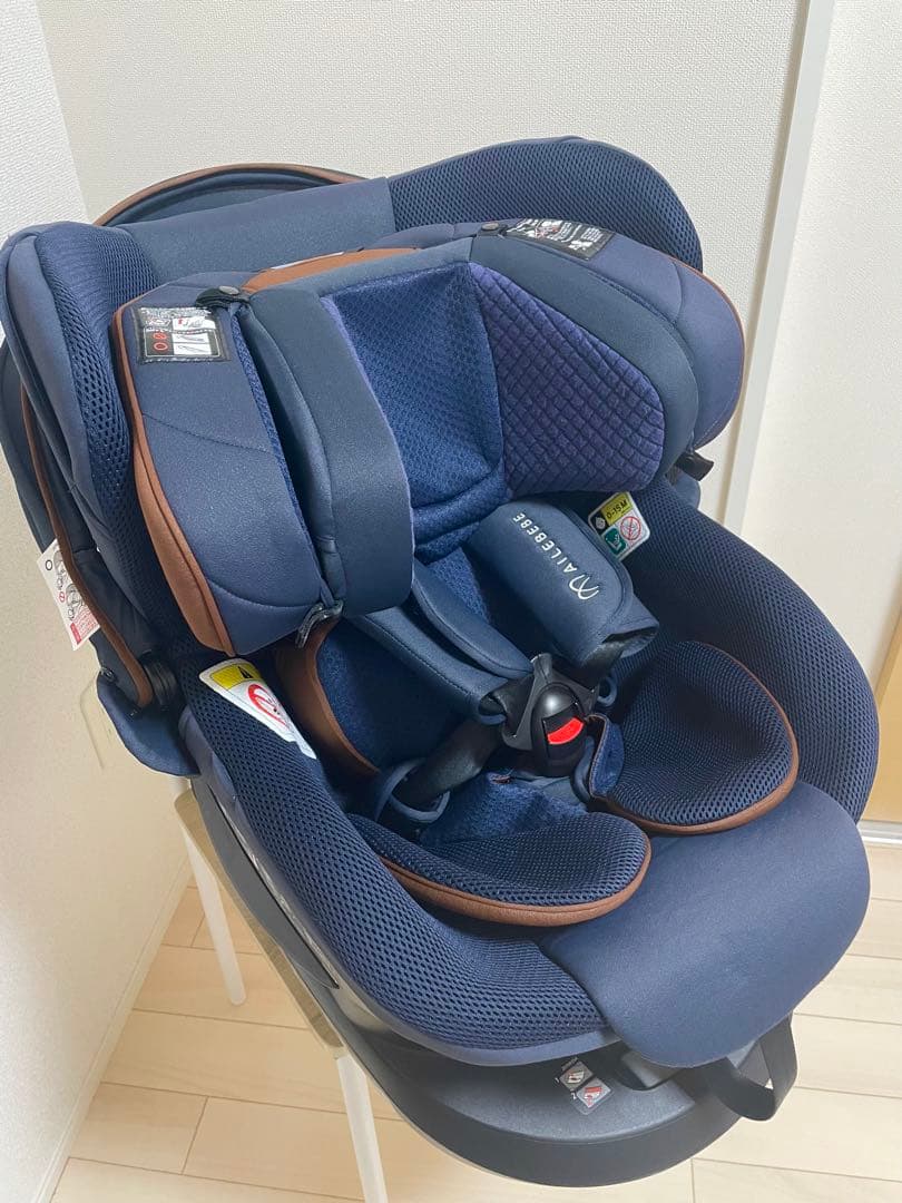 エールべべ　チャイルドシート　クルットRウィ