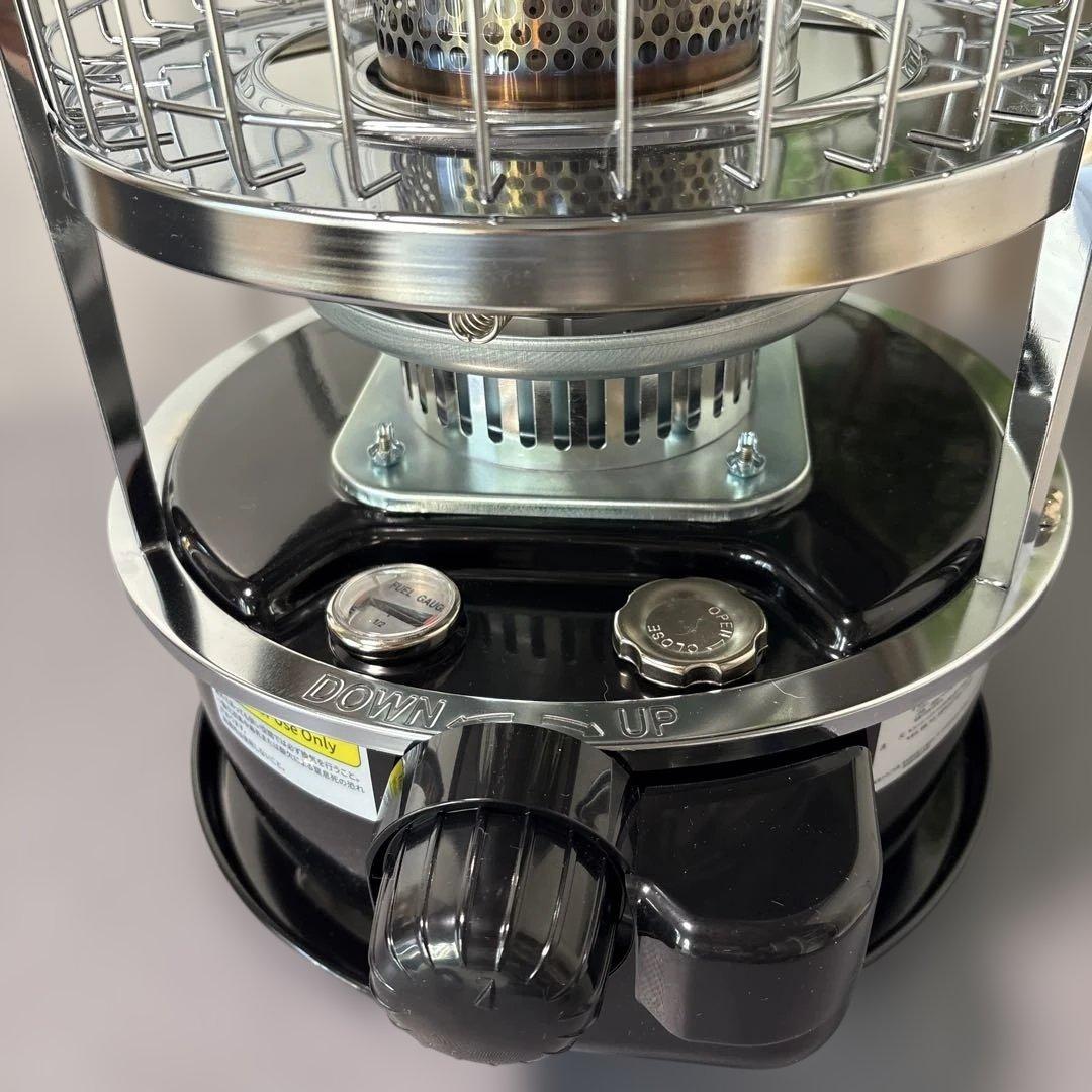 PASECO 美品 円筒形ブラック石油ストーブ　黒　カバー付き