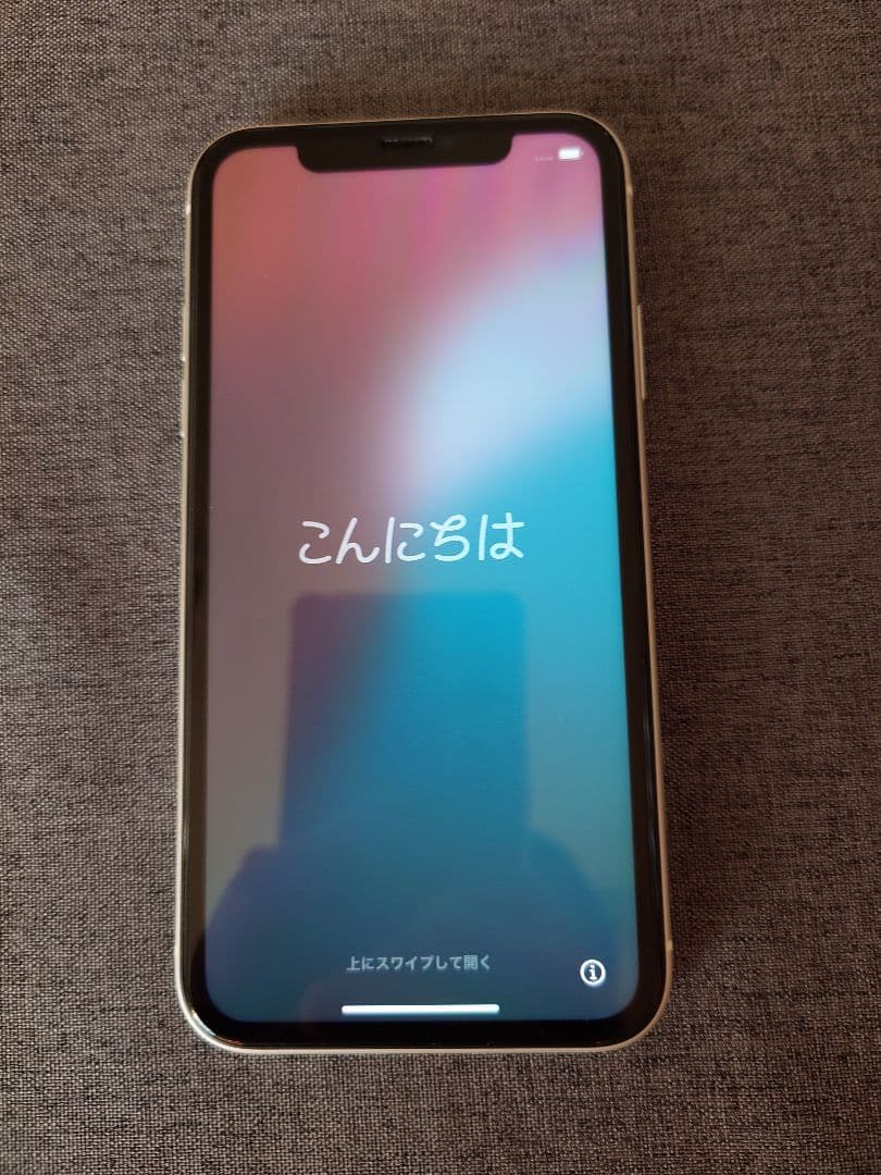 iPhone11 64GB ホワイト　美品　SIMフリー