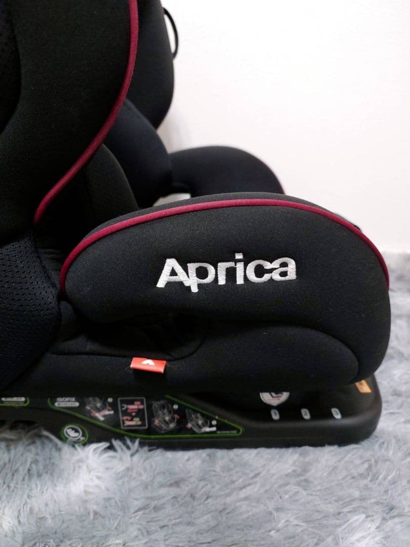 【美品】 アップリカ チャイルドシート formfit ISOFIX