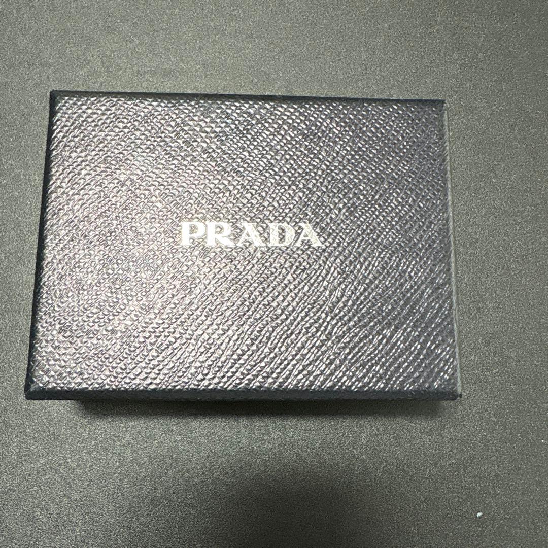 PRADA ブラック 名刺入れ