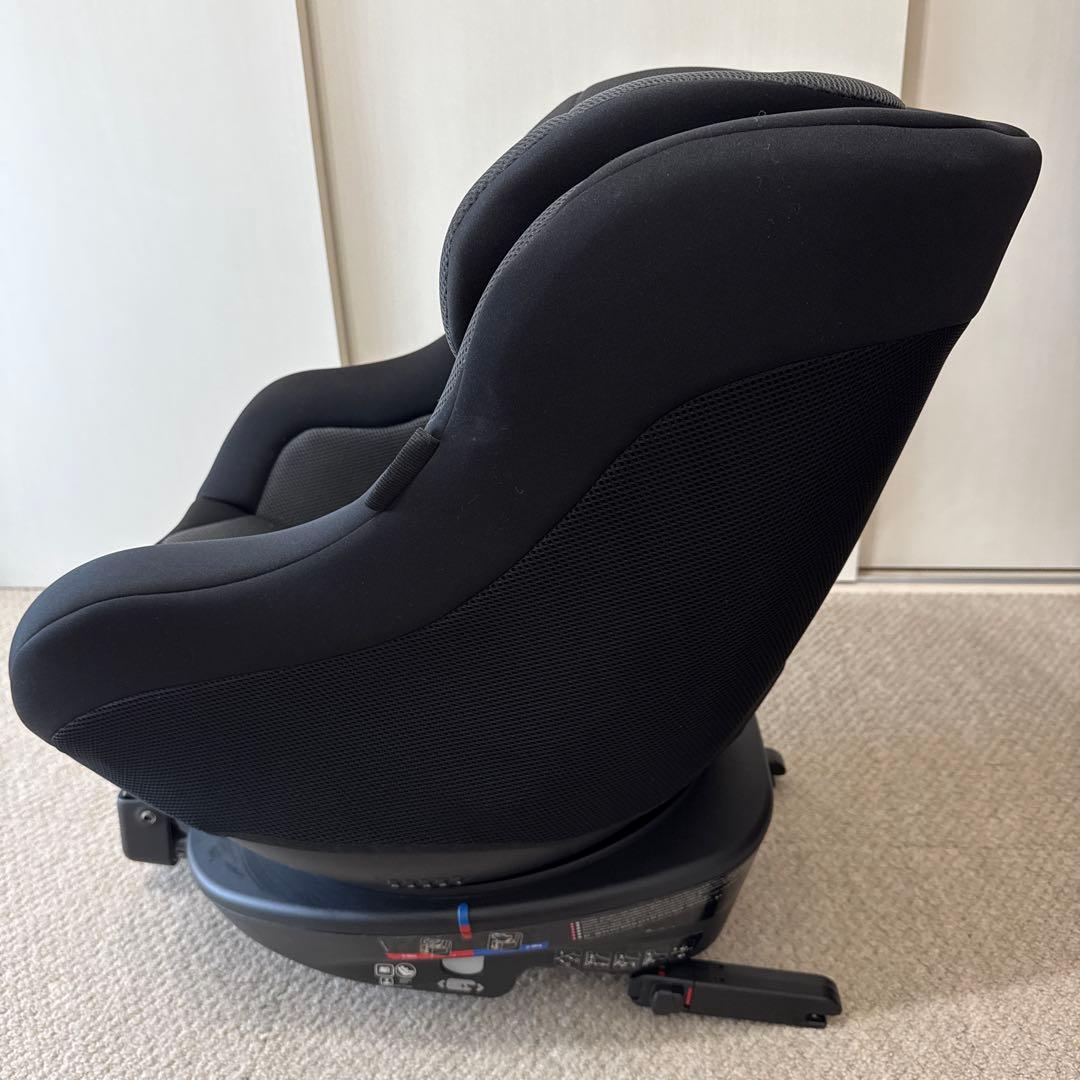 ジョイー　チャイルドシート　アーク360° ブラック