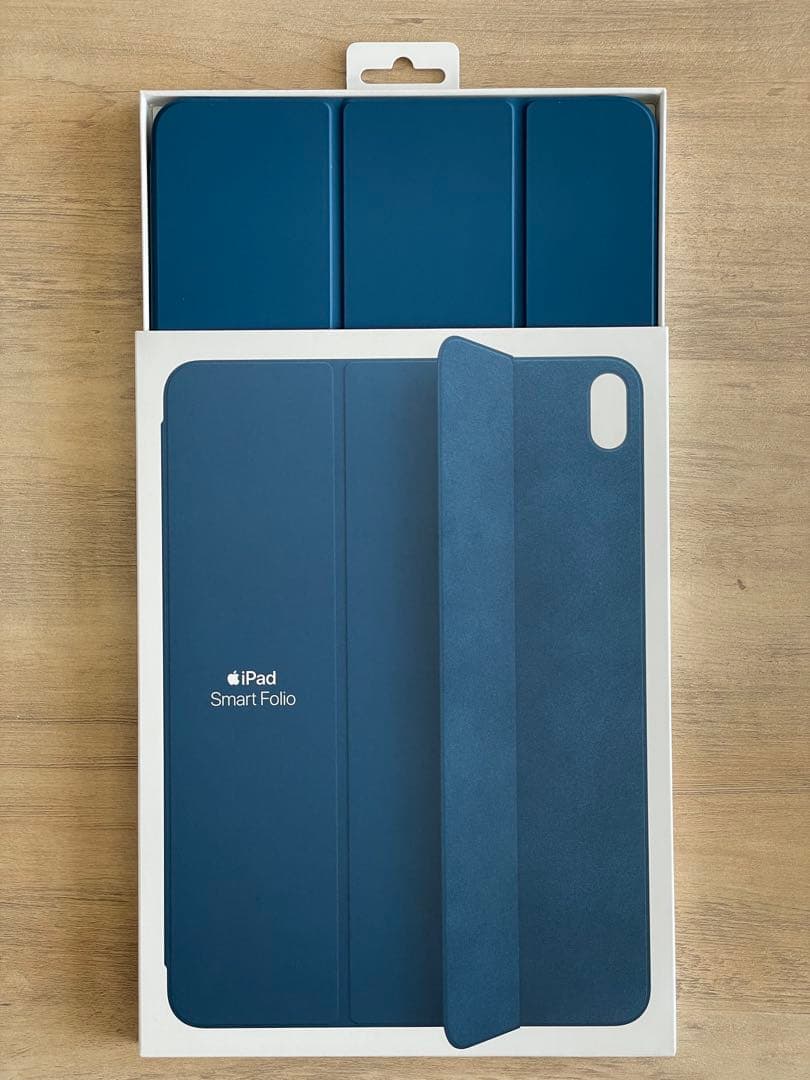 iPad Air 第5世代 スターライト WiFi 64GB　　　 ※充電器無し