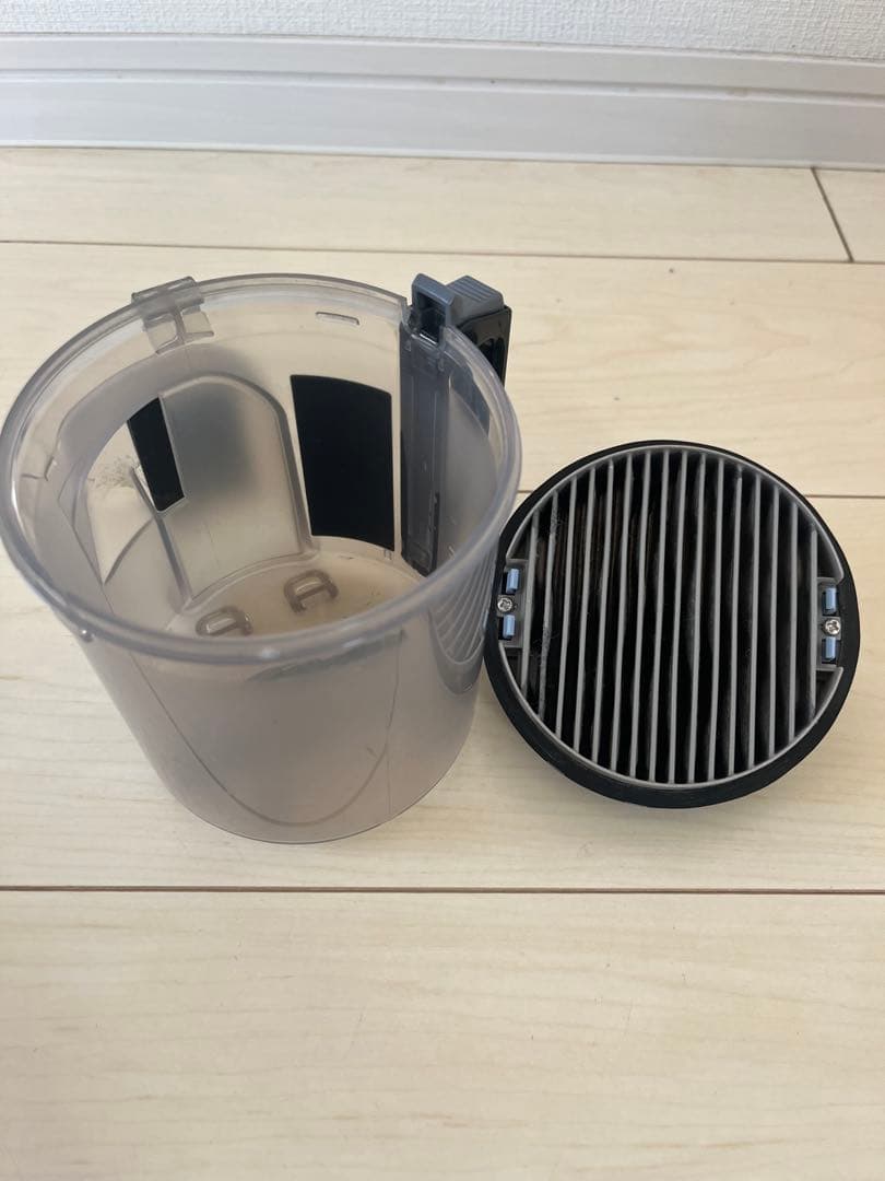 【スペア付き】東芝サイクロンクリーナー TORNEO mini VC-CF30