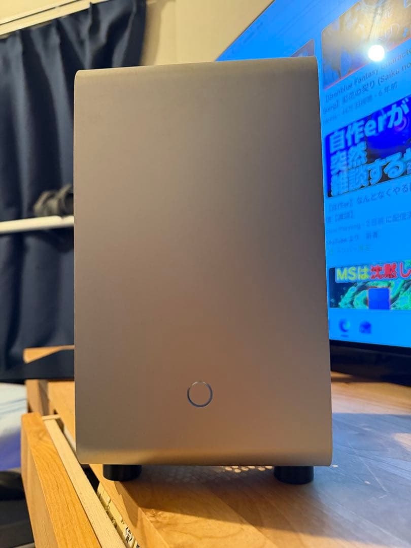 Geeek mini itx ケース