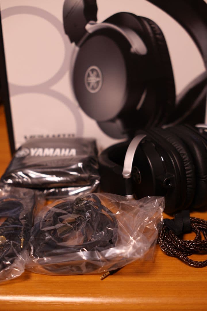 YAMAHA hph-mt8　 ブラック　サービスでリケーブル付き