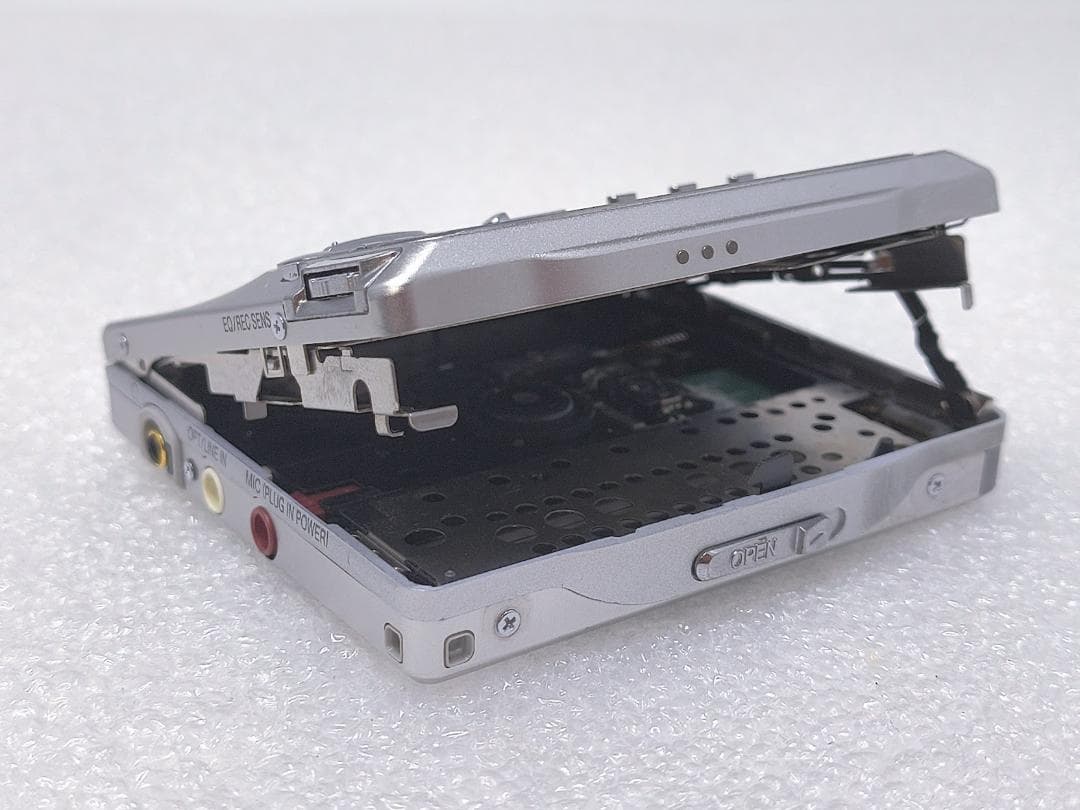 Panasonic 録再ポータブルMDプレーヤー（レコーダー） SJ-MR240