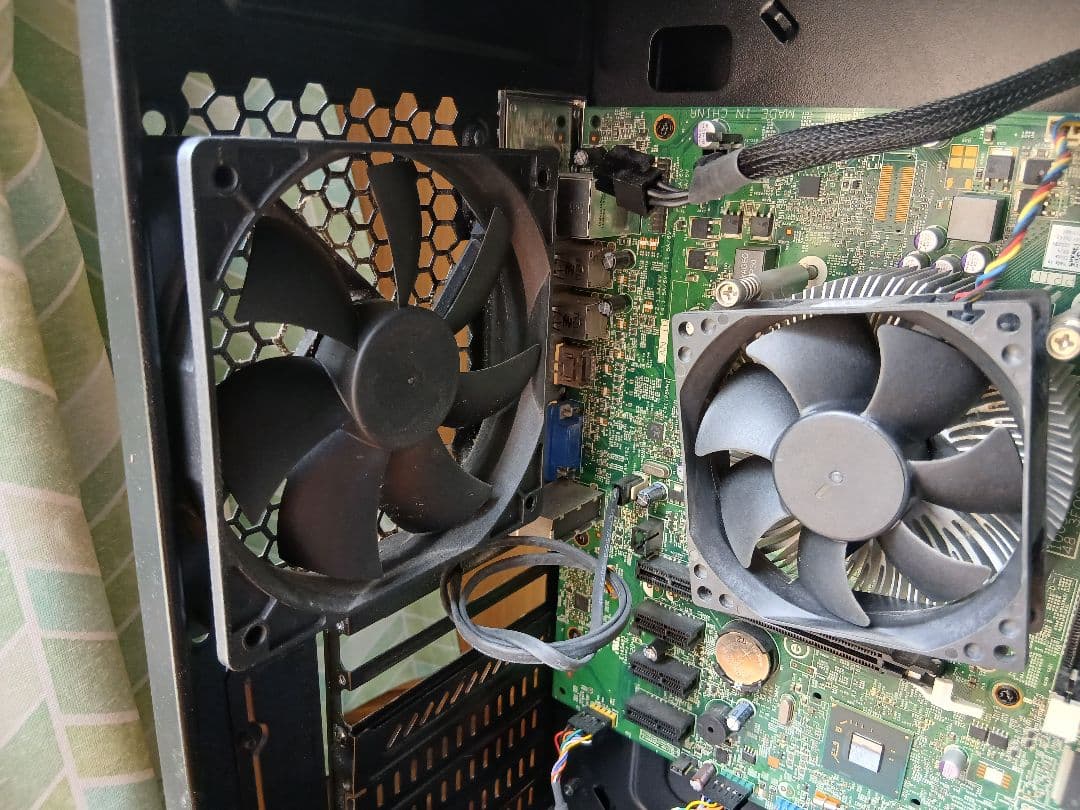 デスクトップパソコン