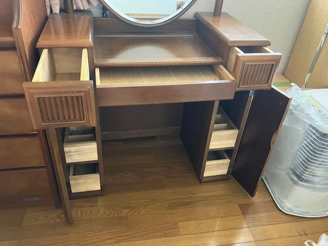 鏡台　ドレッサー　ミラー　嫁入り道具　ヴィンテージ　アンティーク　昭和レトロ